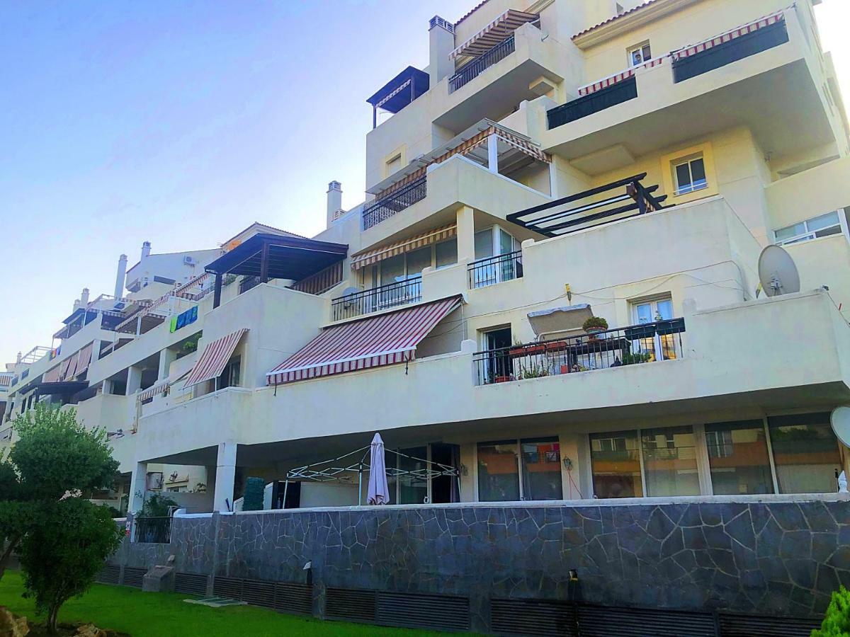 Seaview Apartment With Great Amenities & Facilities Benalmadena Exterior photo